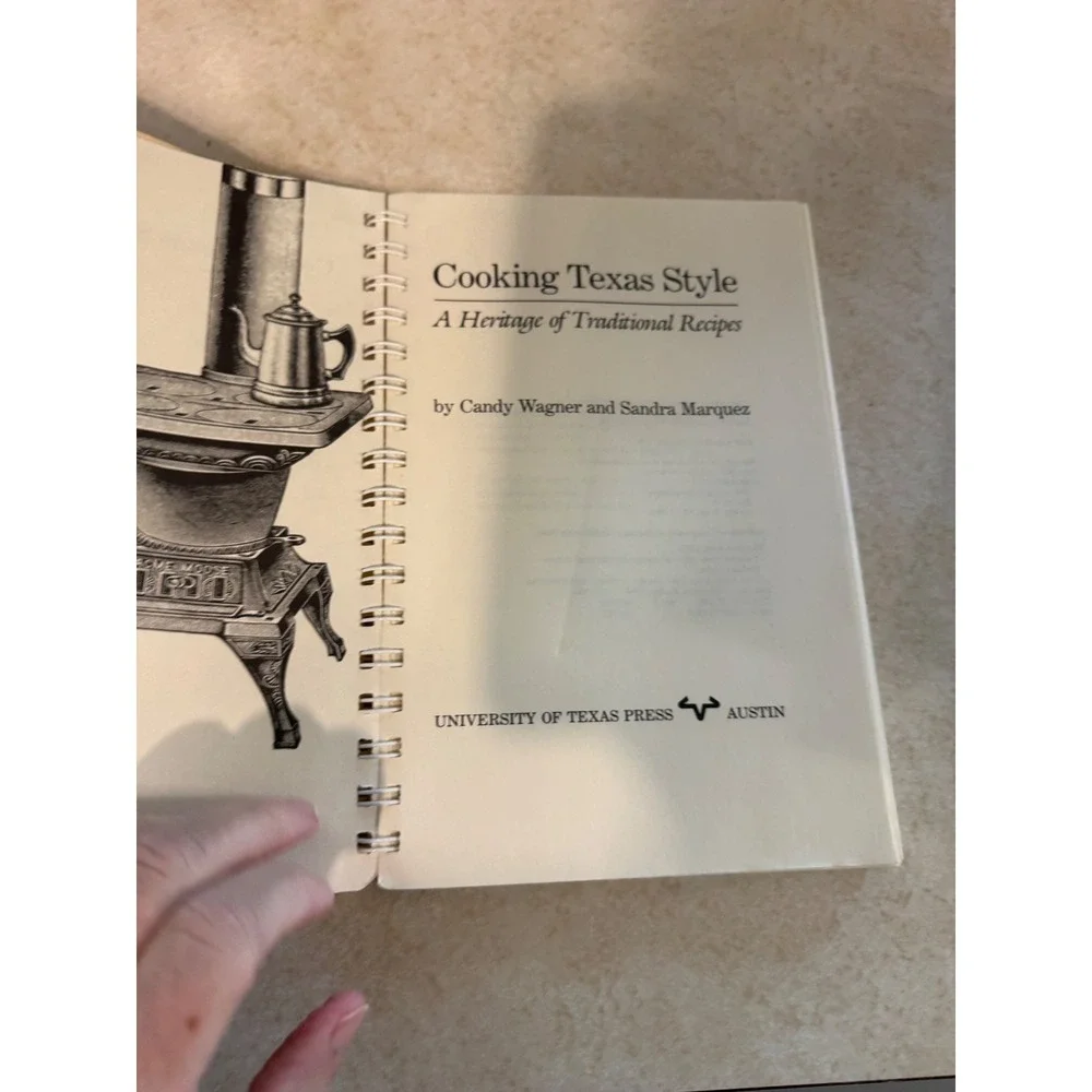 Cooking Texas Style Traditional Recipes Wagner Marquez 1989 Paperback Cookbook